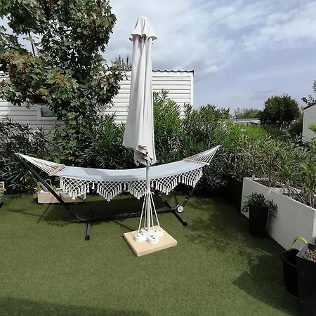Camping Le Montourey Azur 78 Hotel Fréjus Екстериор снимка