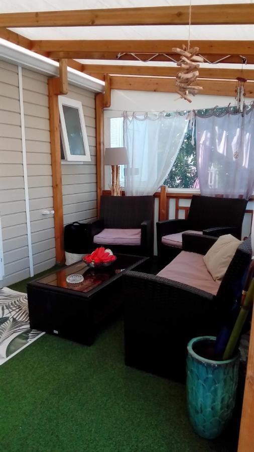 Camping Le Montourey Azur 78 Hotel Fréjus Екстериор снимка